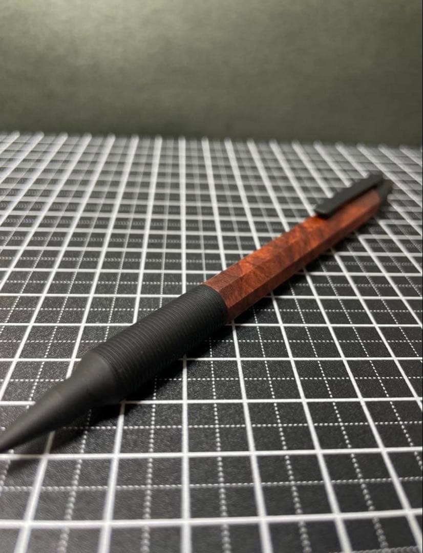 ラダイト　エバードロー銘木　本花梨瘤