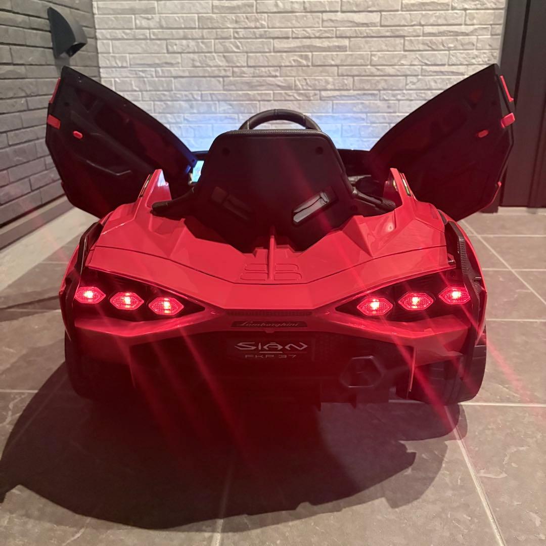 【極美品】電動乗用ラジコン ランボルギーニ 子供用 レッドカラー　付属品完備