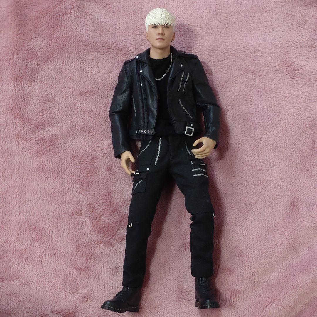 BIGBANG スンリ 12インチアクションフィギュア