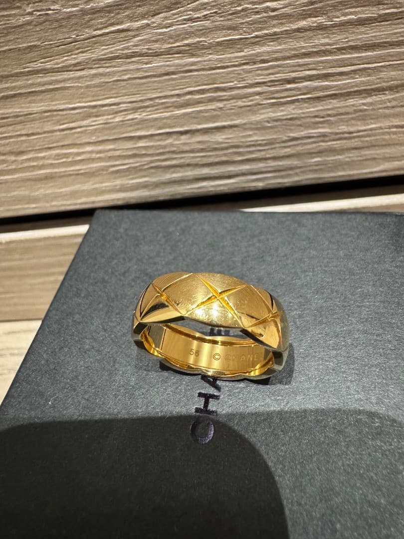 CHANEL ココクラッシュリング　ミディアム　YG #56