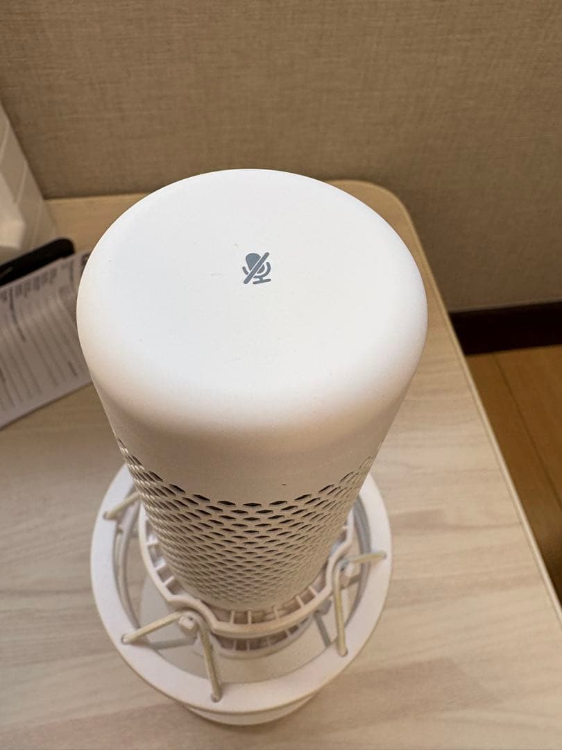 .*様 HyperX QuadCast S ホワイト (新品マイクアーム付き)