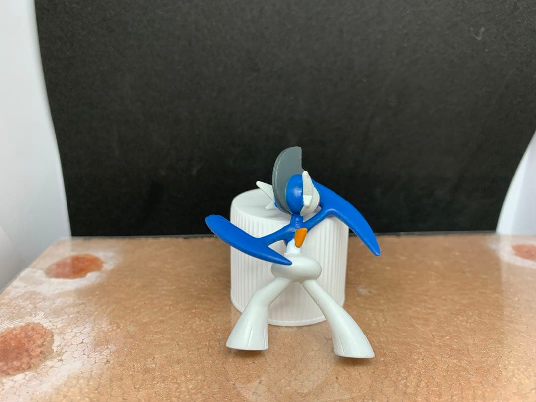 ポケモン モンコレ エルレイド 色違い リペイント - メルカリ