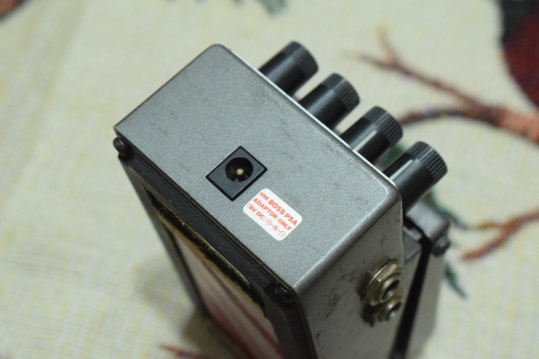 BOSS RV-3 Digital Reverb / Delay 台湾製