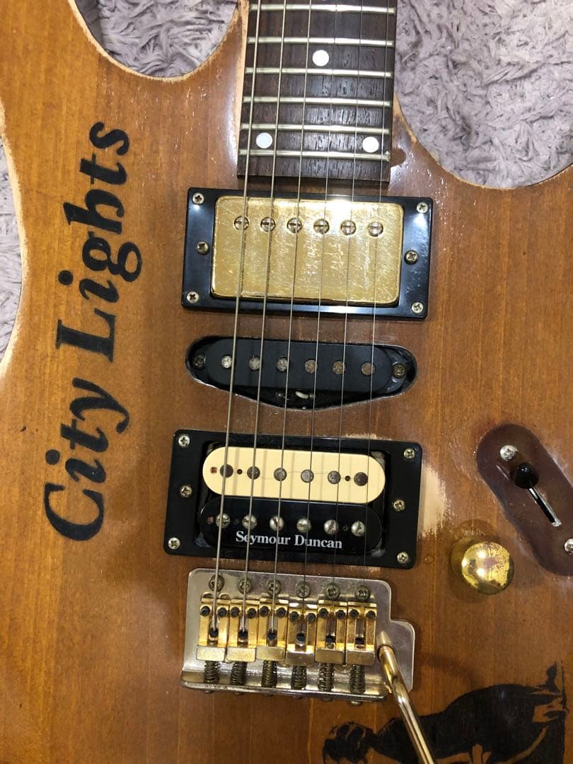 エレキギター　ストラトタイプ