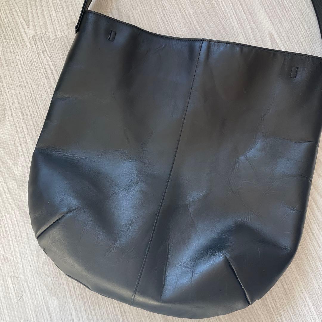 北欧暮らしの道具店「の日にもお気に入りを」撥水レザーの2WAYトートバッグ