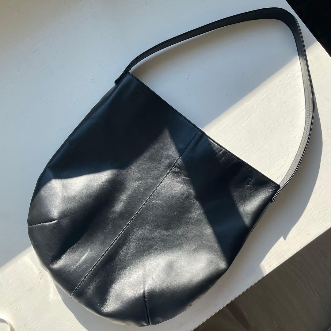 北欧暮らしの道具店「の日にもお気に入りを」撥水レザーの2WAYトートバッグ