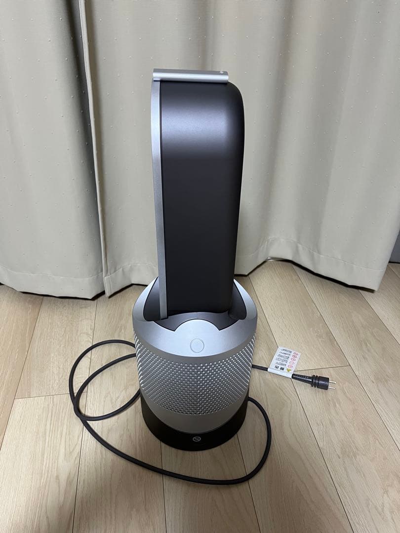 ダイソン空気清浄機機能付きファンヒーター　Dyson Pure Hot+Cool