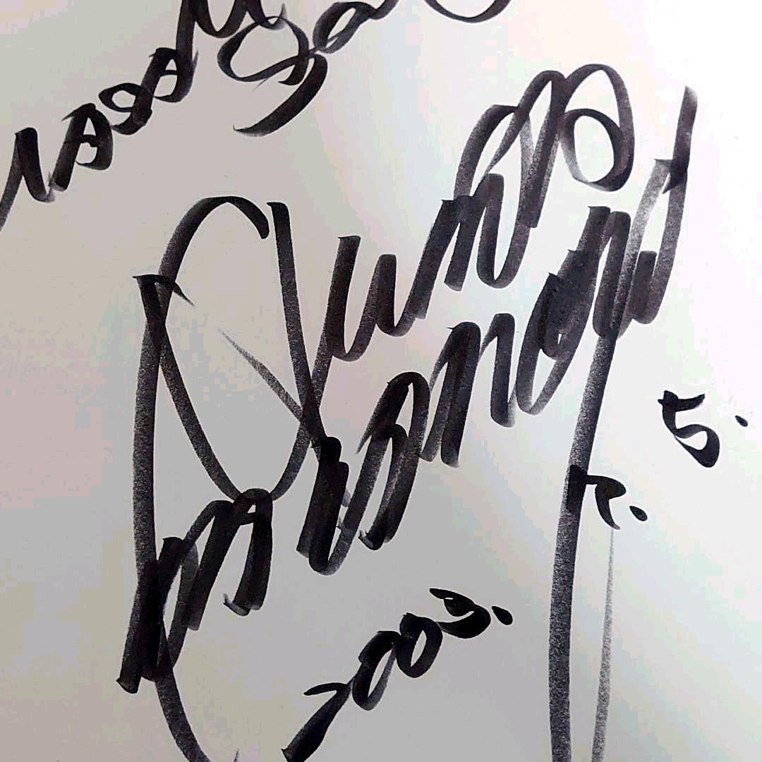 非売品】中森明菜直筆サイン色紙 - メルカリ