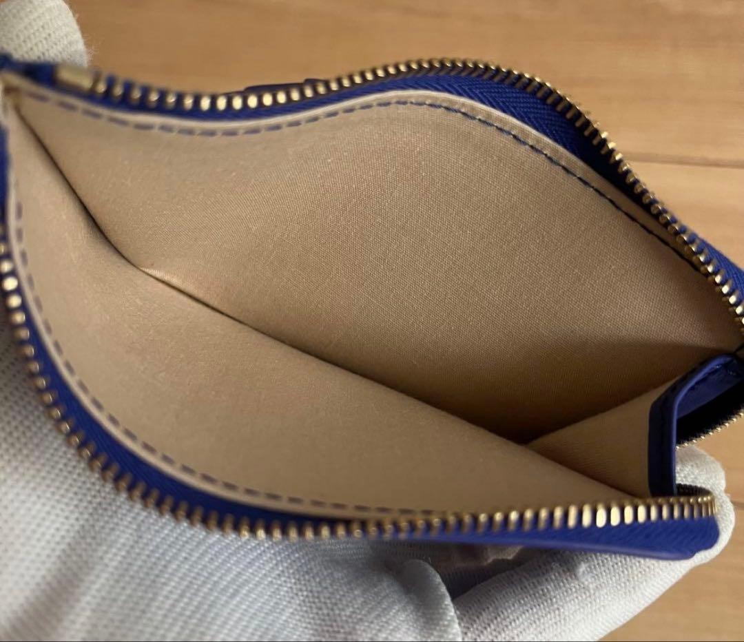 ほぼ新品　Chloe フラグメントケース小銭入れ ブルー レザー ロゴ