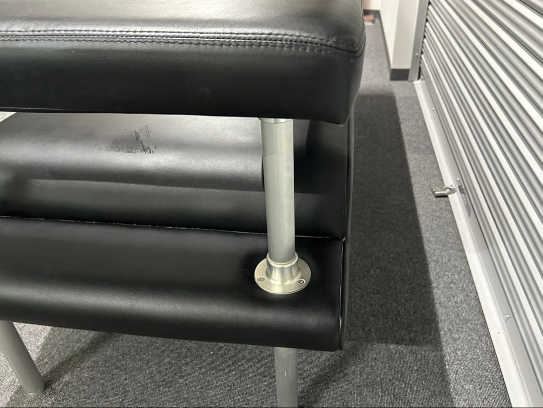 E&Y マガジンソファ 本革レザー　ブラック　マイケルヤング　2.5人掛けソファ