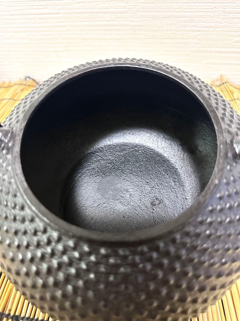 未使用、保管品　南部成龍堂鋳造所　斎峰　及川光正造　宝珠形馬蹄鉉　南部鉄瓶