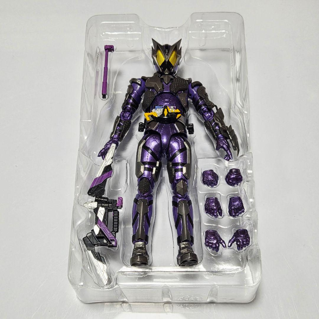 S.H.Figuarts　仮面ライダー　滅　亡　迅　雷