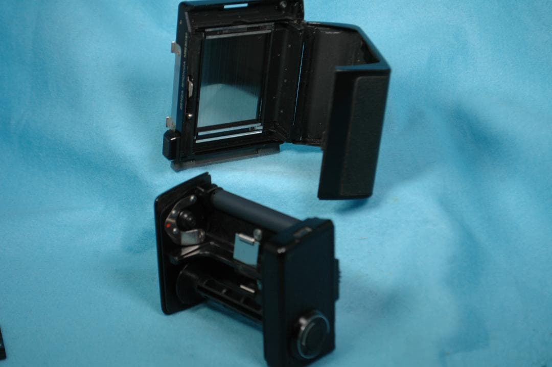 ZENZA BRONICA ETR S 《動作品》
