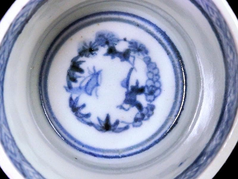 古伊万里 染付 牡丹に牡丹葉繋ぎ紋の図 蕎麦猪口 C503AS-CSw - メルカリ