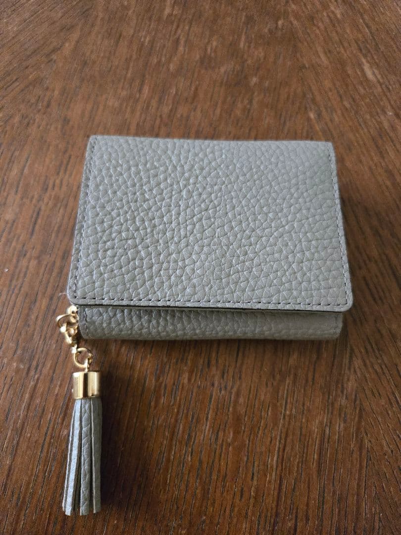 アタオ2つ折り財布ぐれー ATAO チェス シェードグレー 【新作】新感覚