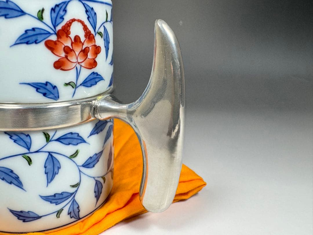 源右衛門窯 染錦花唐草 麦酒杯 共箱 黄布 源右衛門 是米木