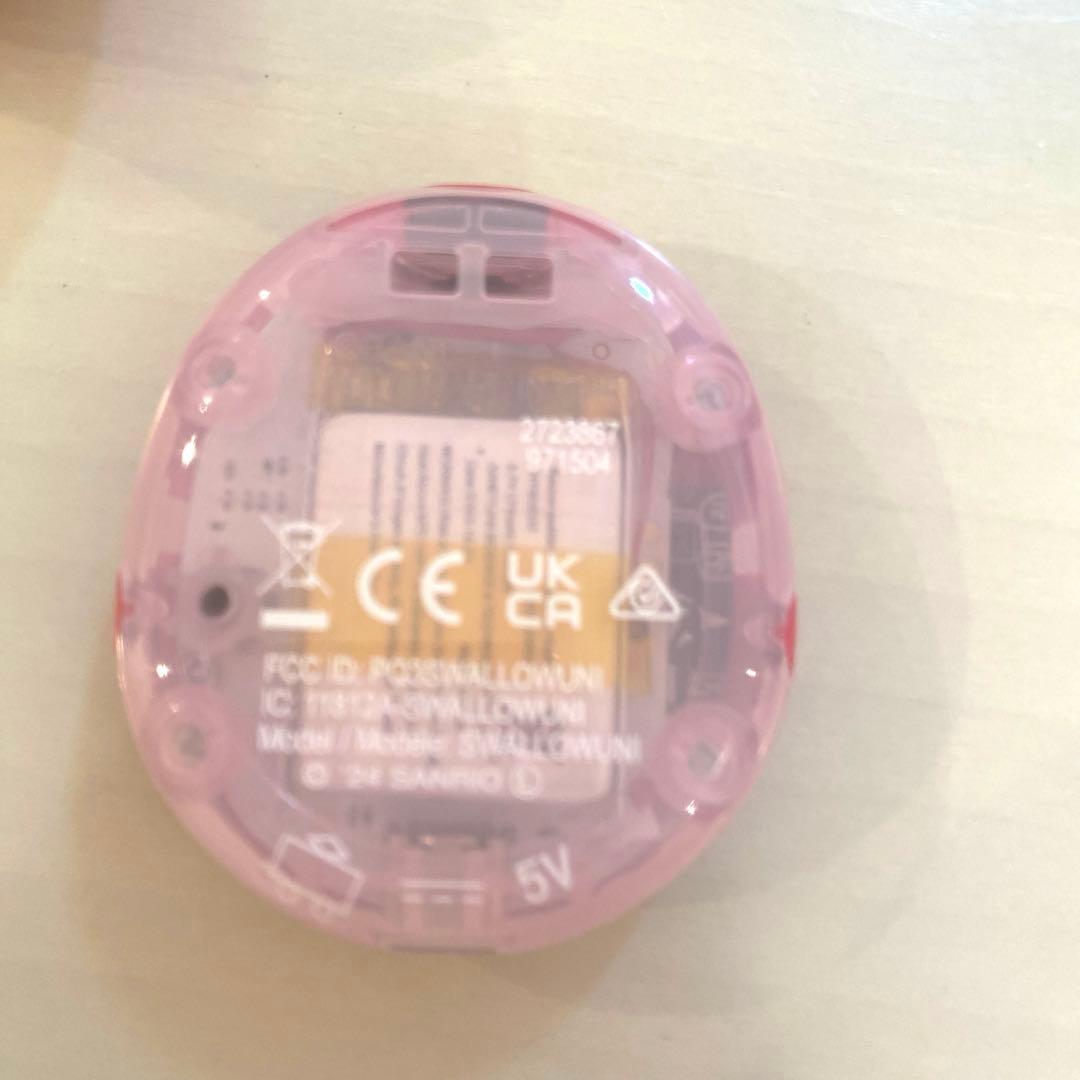 Tamagotchi Uni たまごっちユニ　ハローキティ　おまけ多数