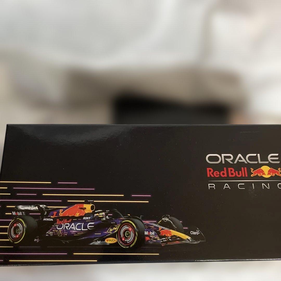 ミニチャンプス1/18レッドブルF1マックスフェルスタッペンラスベガスGP