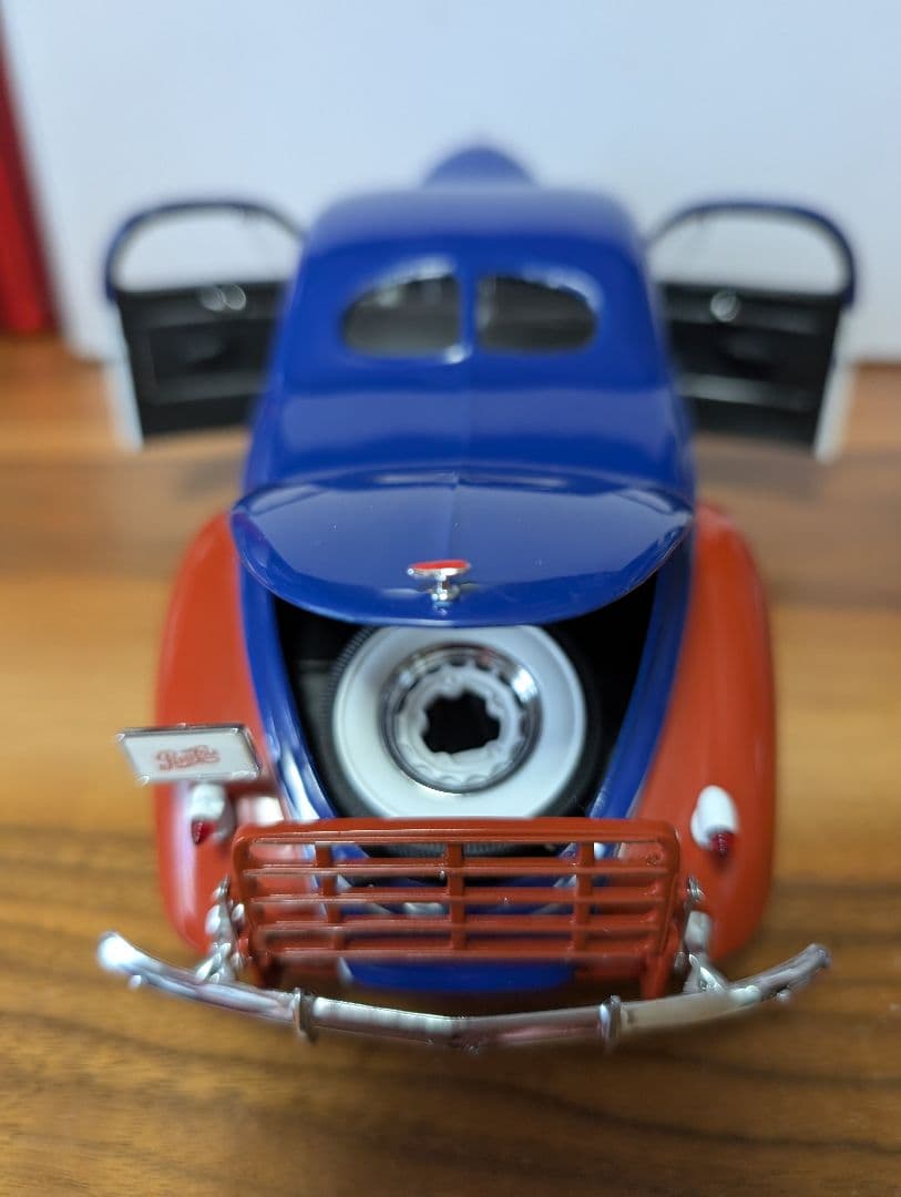 ペプシコーラ ミニカー Lincoln Zephyr＆Chevy Cameo