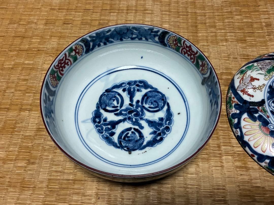 古い 古伊万里 色絵 蓋物 【富貴長春】銘あり 菓子器 菓子鉢 中国骨董 希少