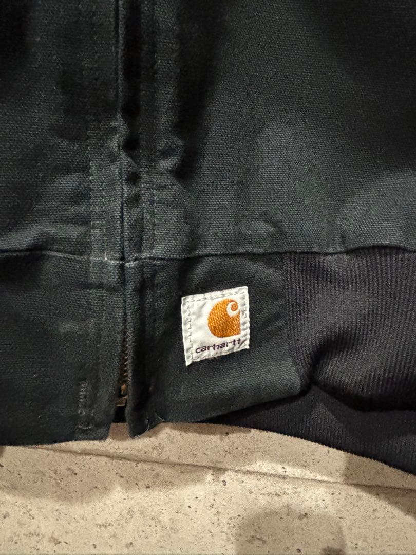 Carhartt アクティブジャケット　ブラック　L