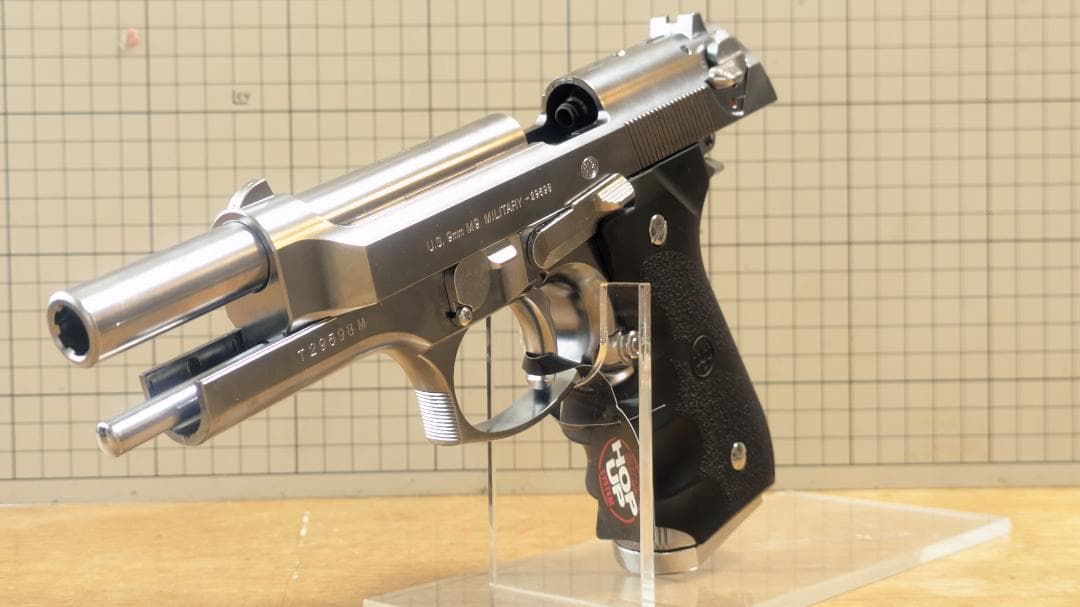 東京マルイ M92F クロームステンレス　付属完備　ガスブローバック　18才