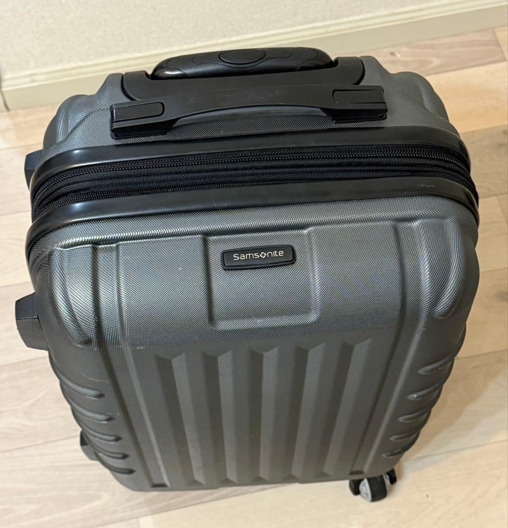 T*n様 Samsonite グレー キャリーケース 4輪 TRANSIT LOUNGE（トランジットラウンジ） ヘム スーツケース 62L 55.5
