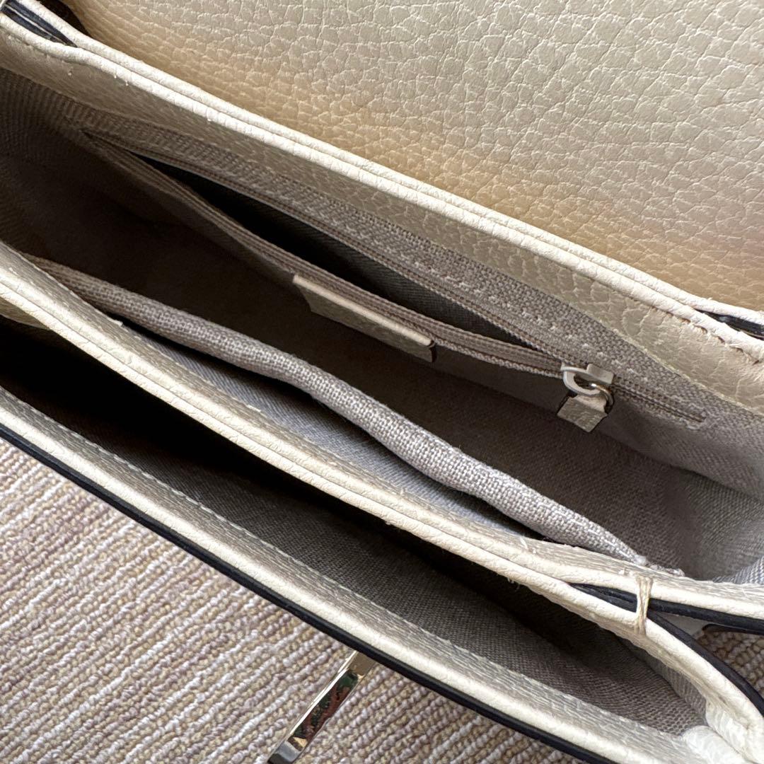 ✈*様 GUCCI ベージュ レザー ショルダーバッグ