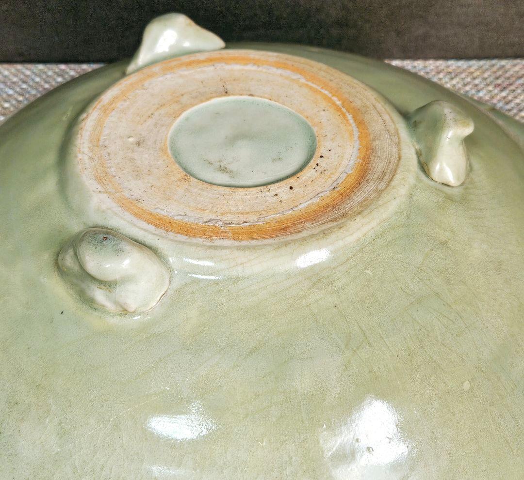 本物保証❗】名品❗江戸時代初期 初期伊万里青磁 鎬造 29.8cm三脚大兜