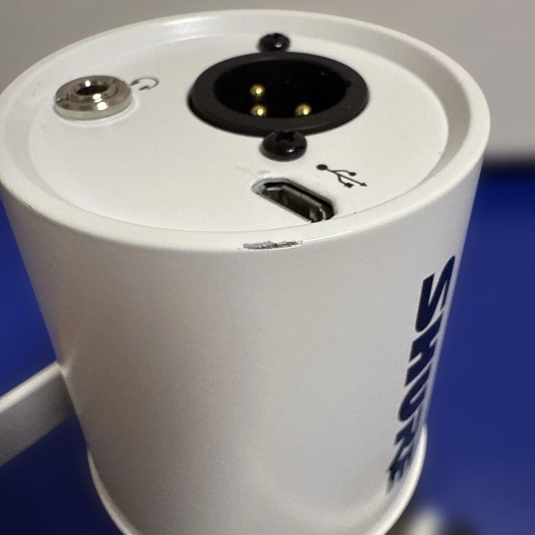 Shure MV7 PODCAST MICROPHONE ホワイトノワール