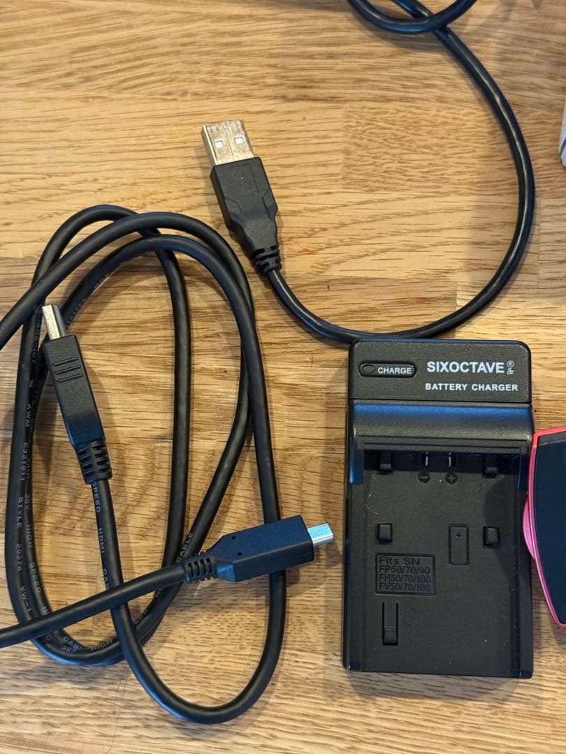 SONY ハンディカム　HDR-CX680 17年製