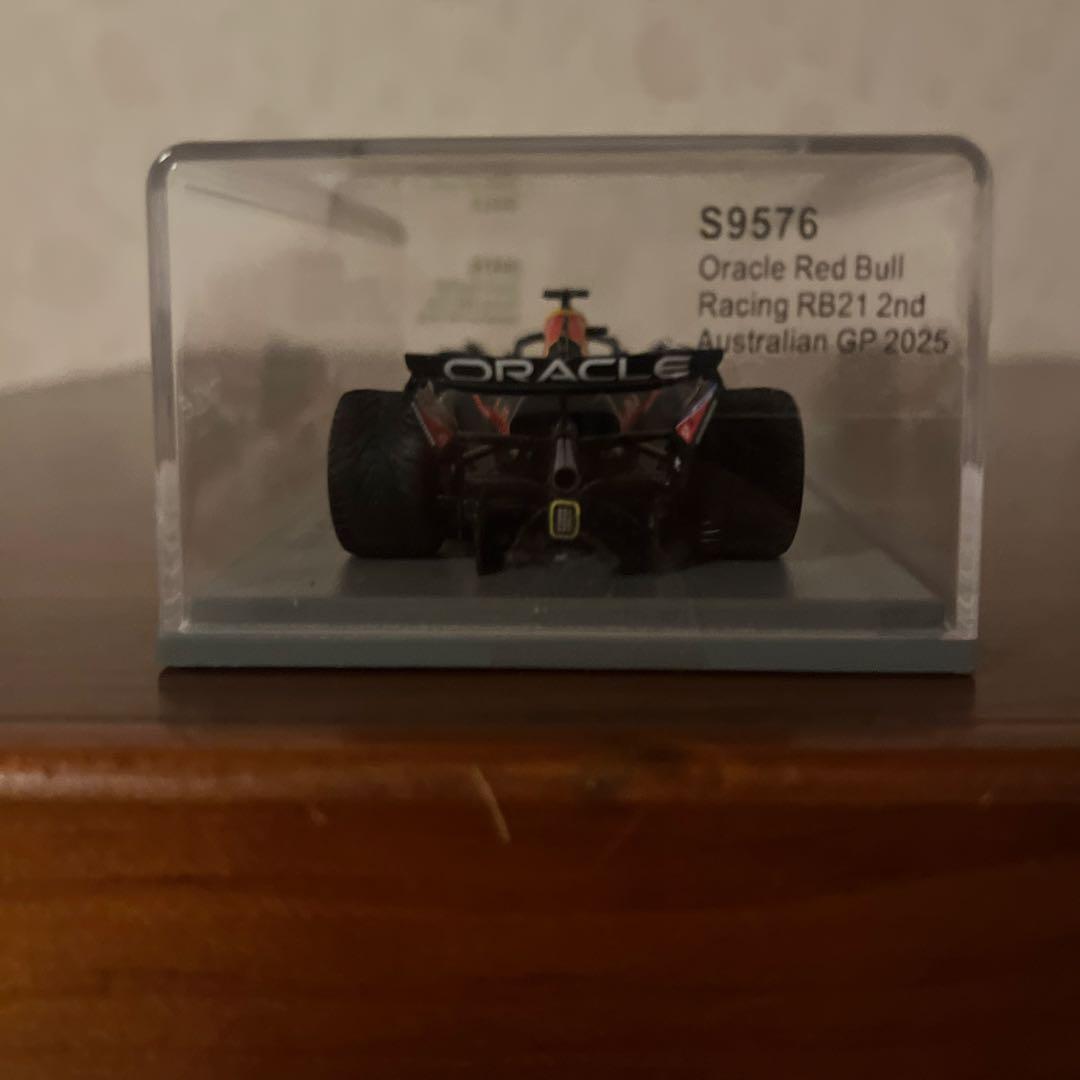 Oracle Red Bull Racing RB21 マックスフェルスタッペン