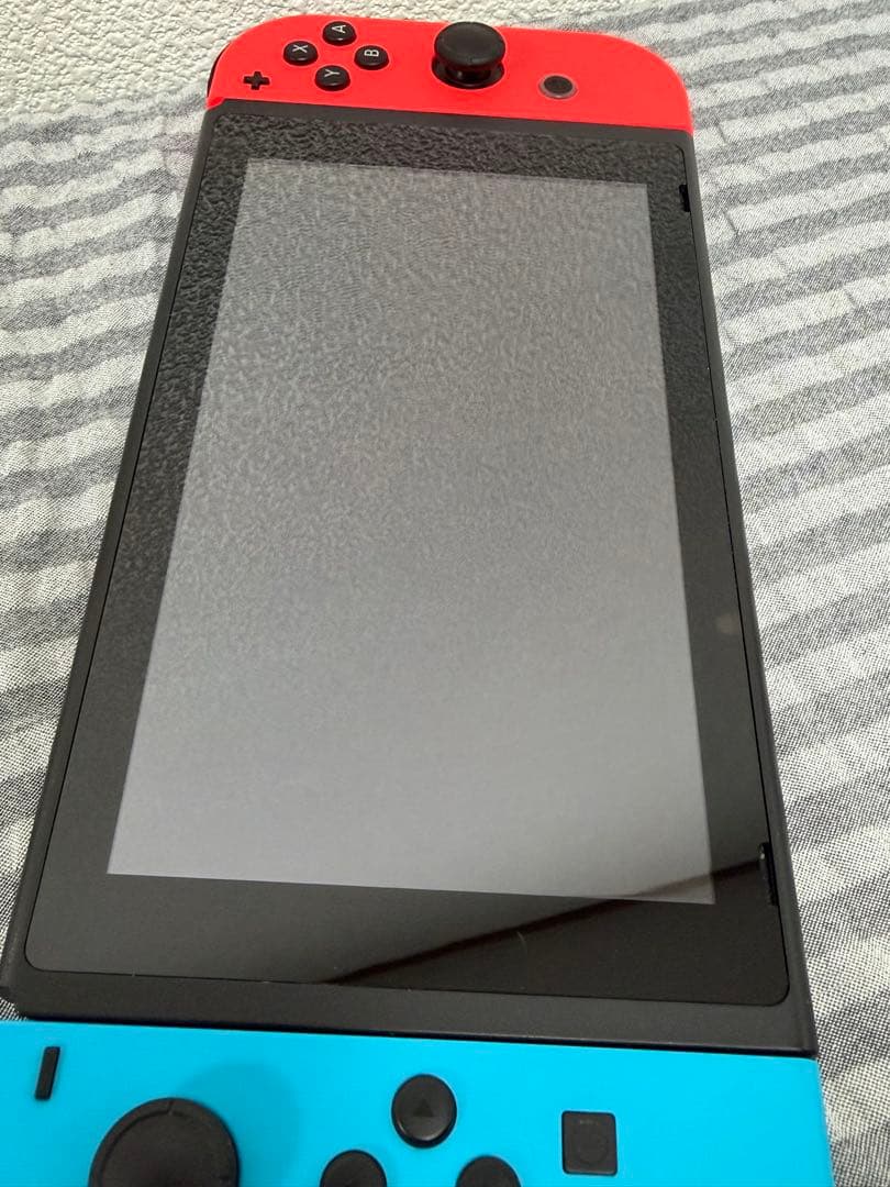 Nintendo Switch 本体 Joy-Con 合計2セット！ケース付き