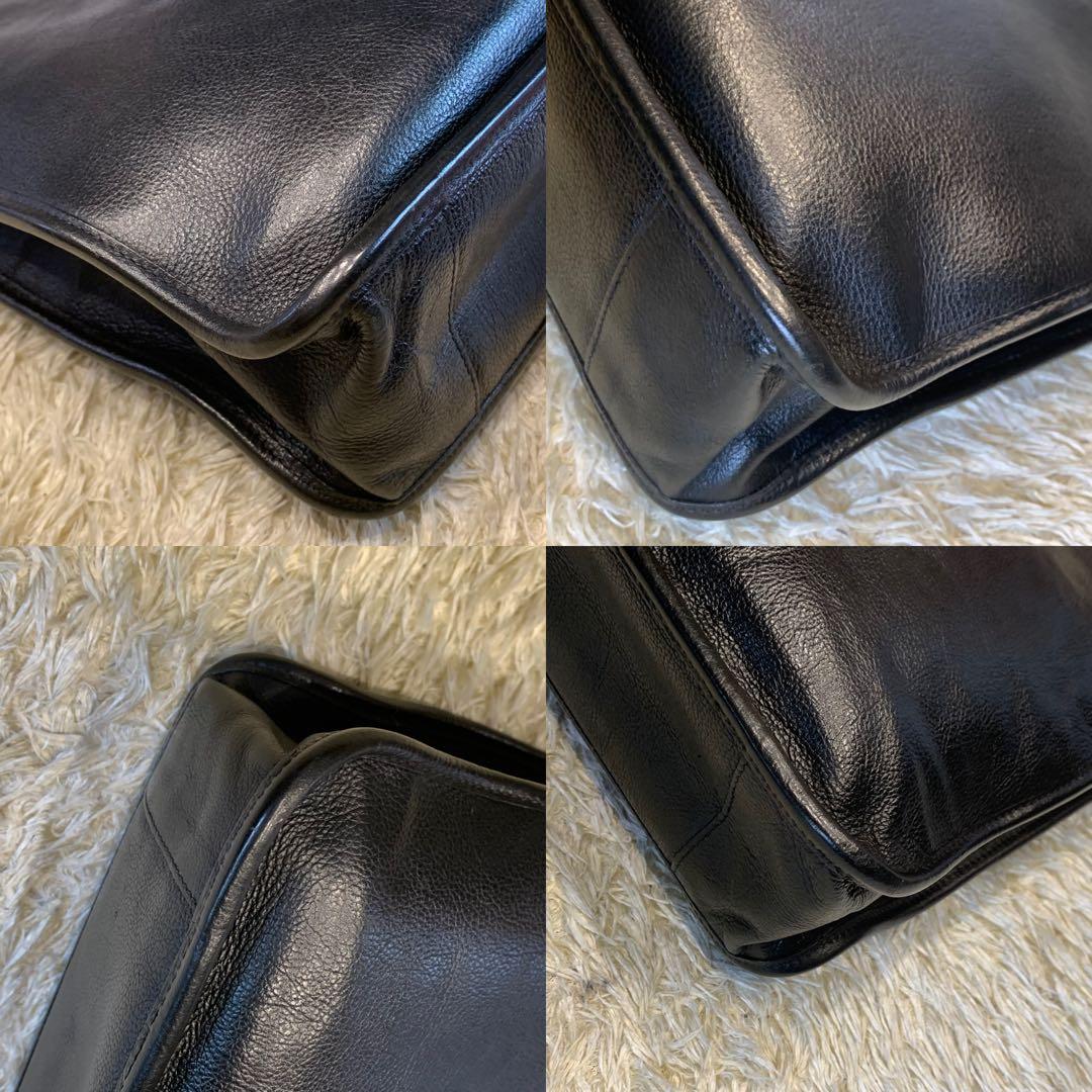 極美品✨イルビゾンテ　ビジネスバッグ　オールレザー　A4 ロゴ型押し　ブラック