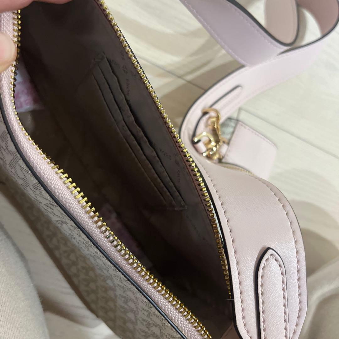 JET SET TRAVEL クロスボディ　ピンク　マイショルダーバッグ