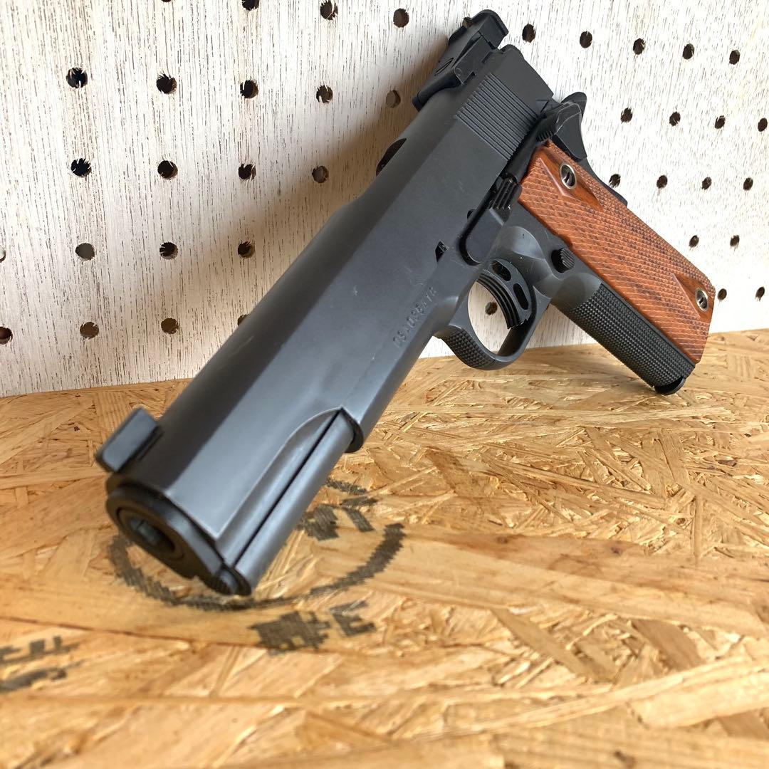 S2S M1911 ハンドガン エアコッキング ブラック シルバー木製グリップ