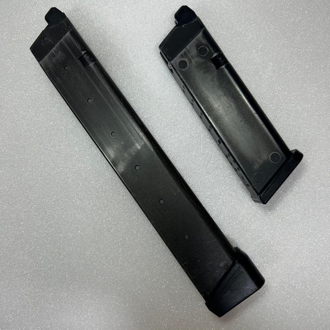 ピ*玉様 東京マルイ GLOCK 18C ガスブローバック ロングマガジン等付属