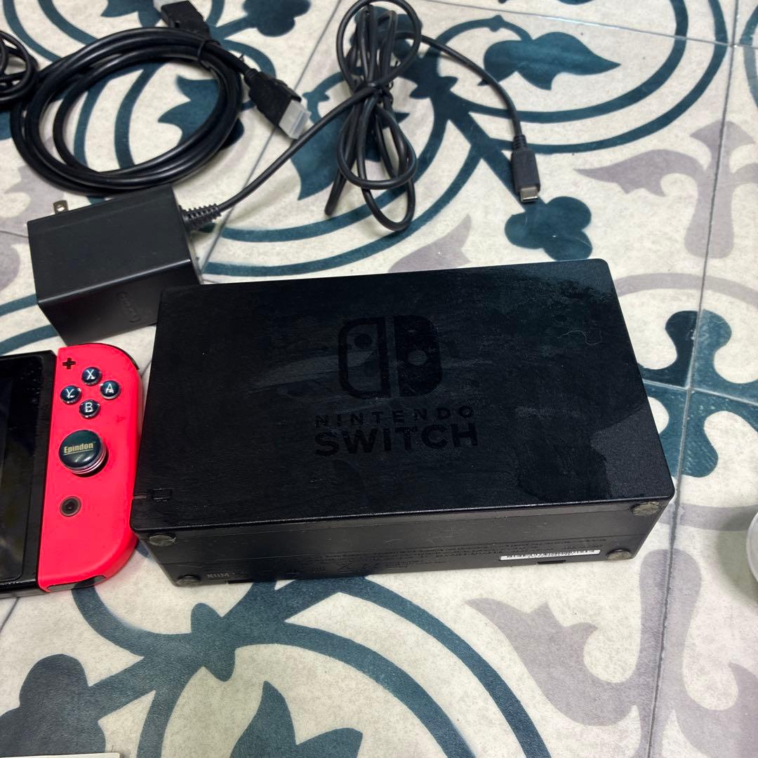 Nintendo Switch 本体とワイヤレスコントローラー2セット その他