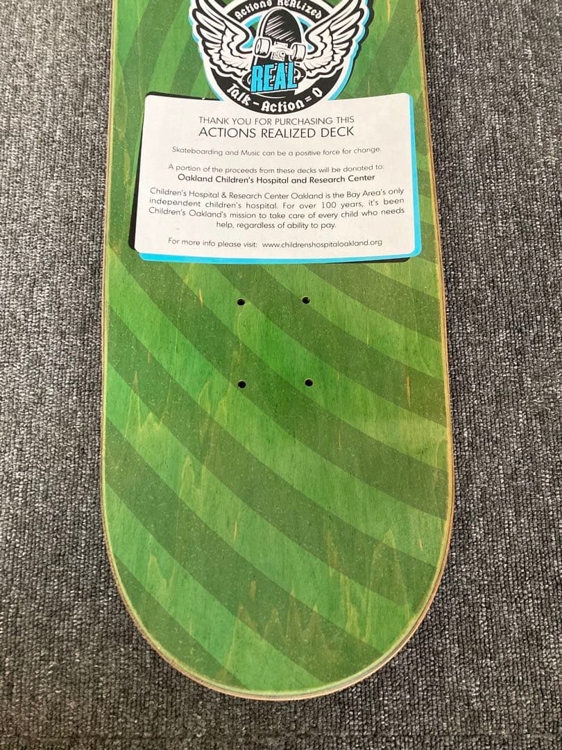 【ポ◯ト】greenday スケボーデッキ　real コラボ