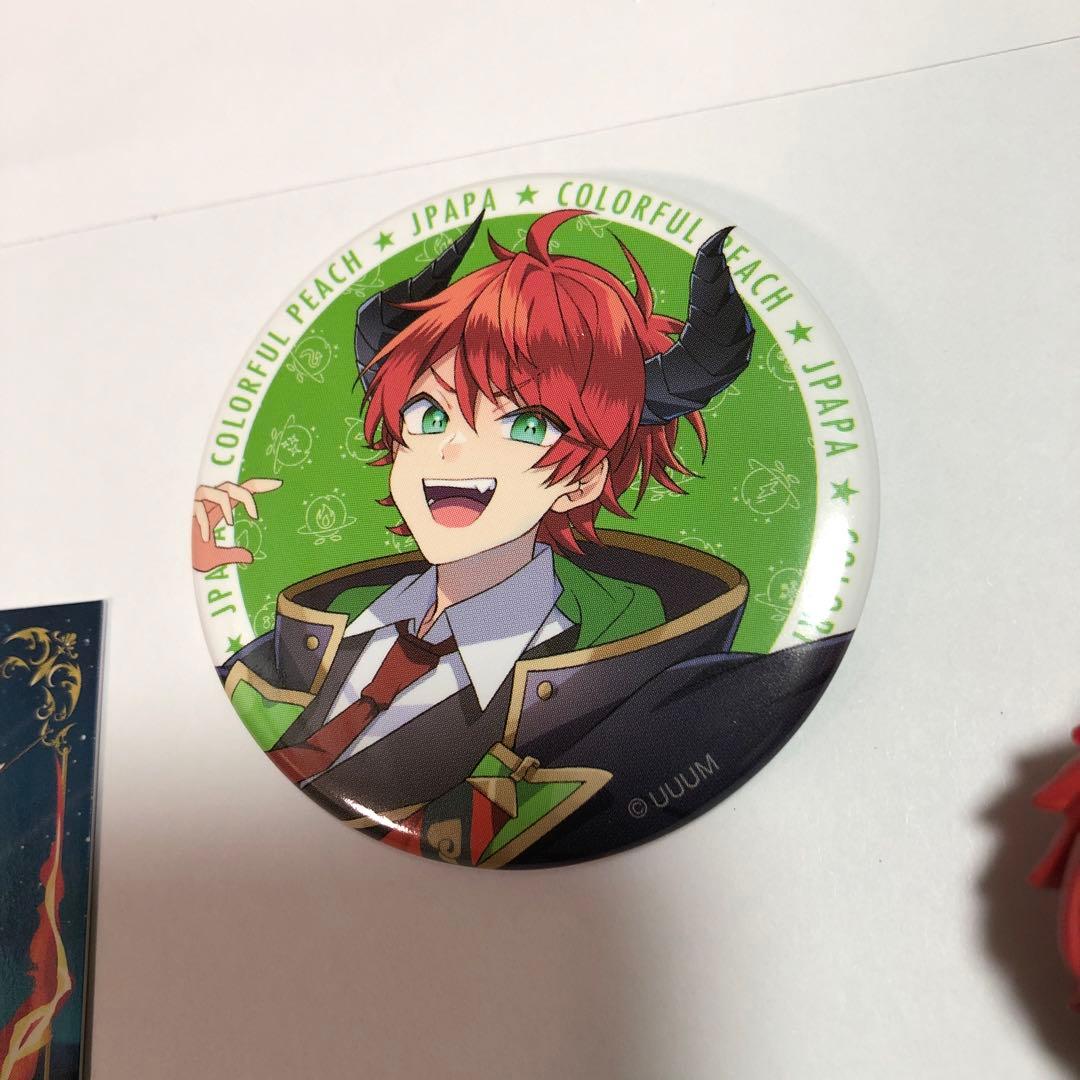 カラフルピーチ 魔法学園 缶バッチ じゃぱぱ - メルカリ