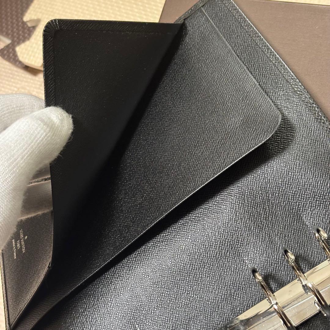 ルイヴィトン タイガ アジェンダ GM 手帳カバー リフィル付 ブラック