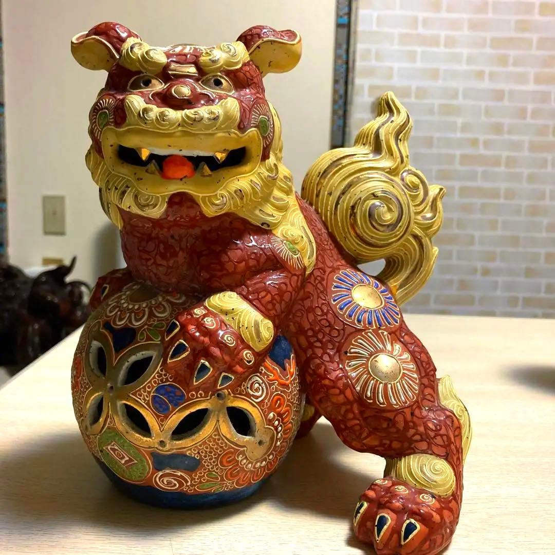 願いが叶う 魔除け 守護 邪気払い 九谷焼】唐獅子唐獅子の焼き物 専用台付