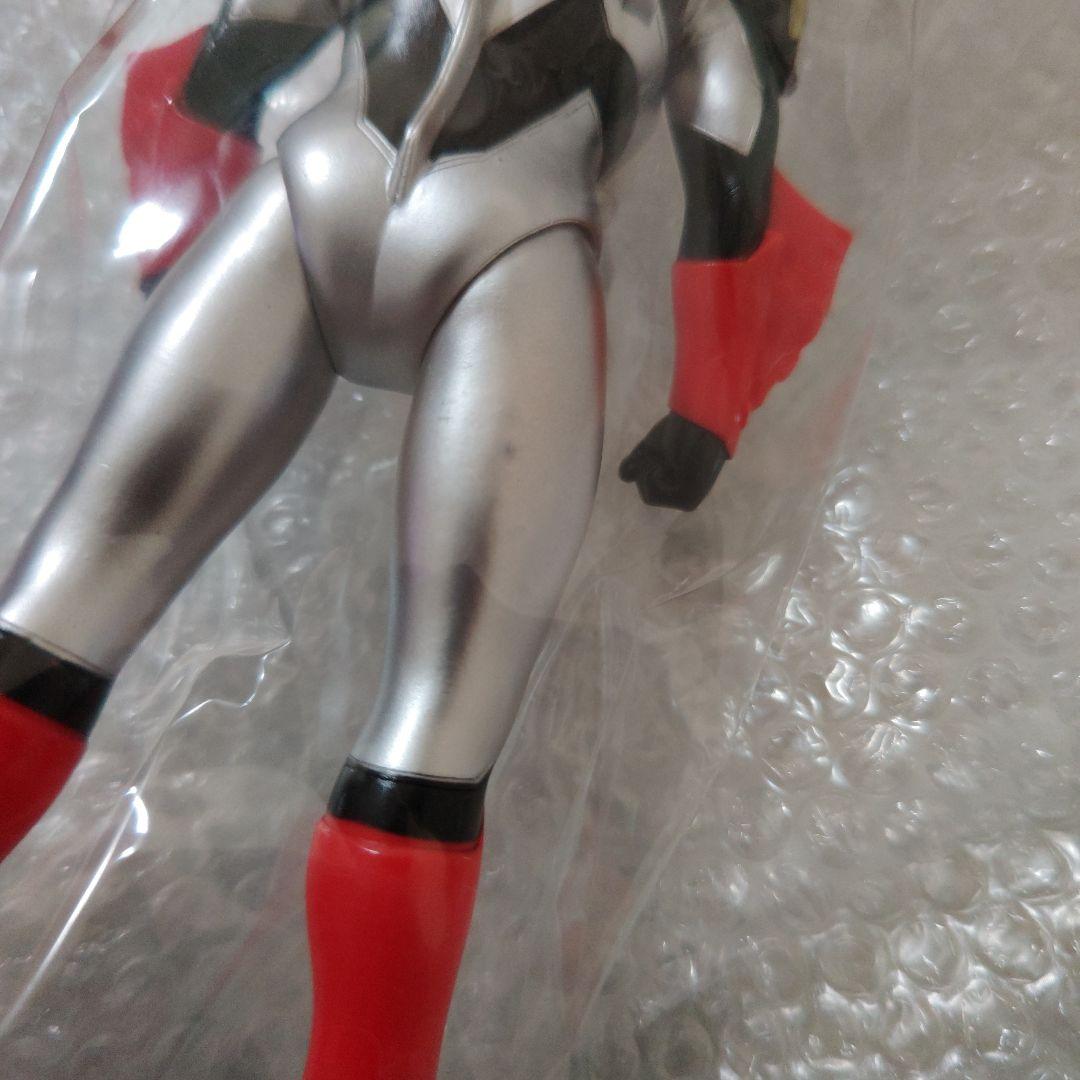 ブルマァク ウルトラマンロッソ ソフビ 未開封の通販はau PAY