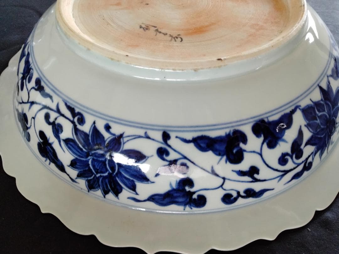 元代　青花桂魚文大皿