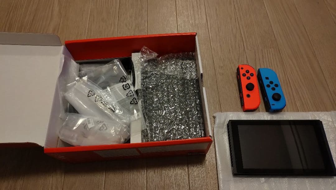 Nintendo Switch 本体 　純正SDカード256GBカード付