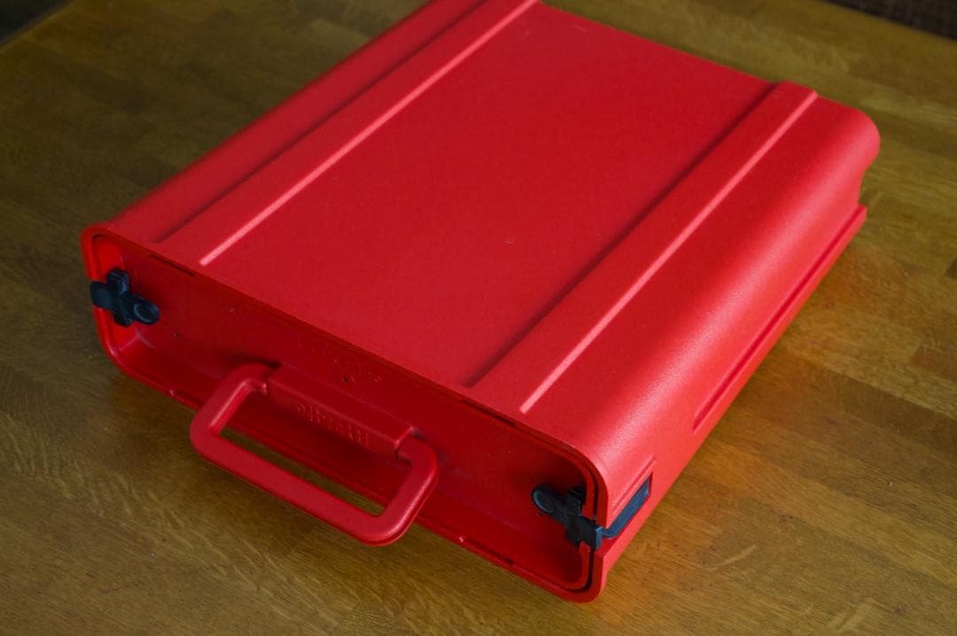 【美品ヴィンテージ】オリベッティ タイプライター (インクリボン付)