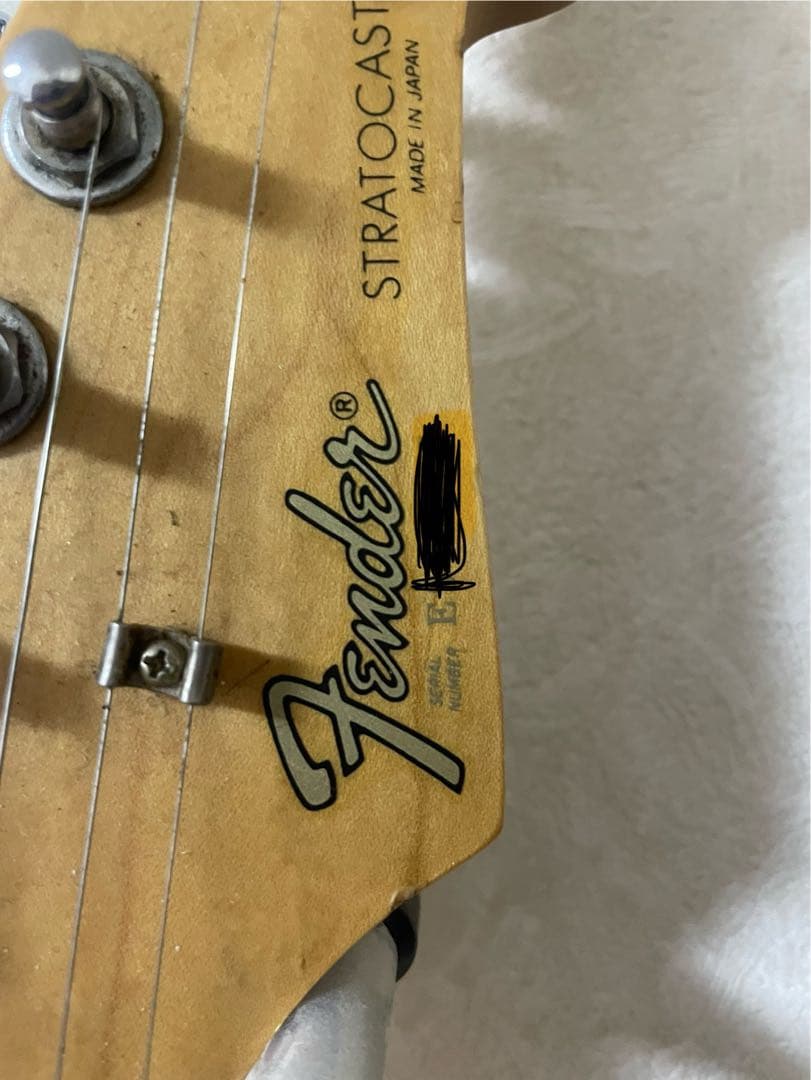 たっきー様 Fender Japan stratcaster Eシリアル