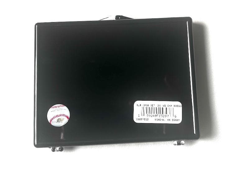 500個限定]2025 ドジャース 世界一記念 ピンバッジ 3点セットケース付