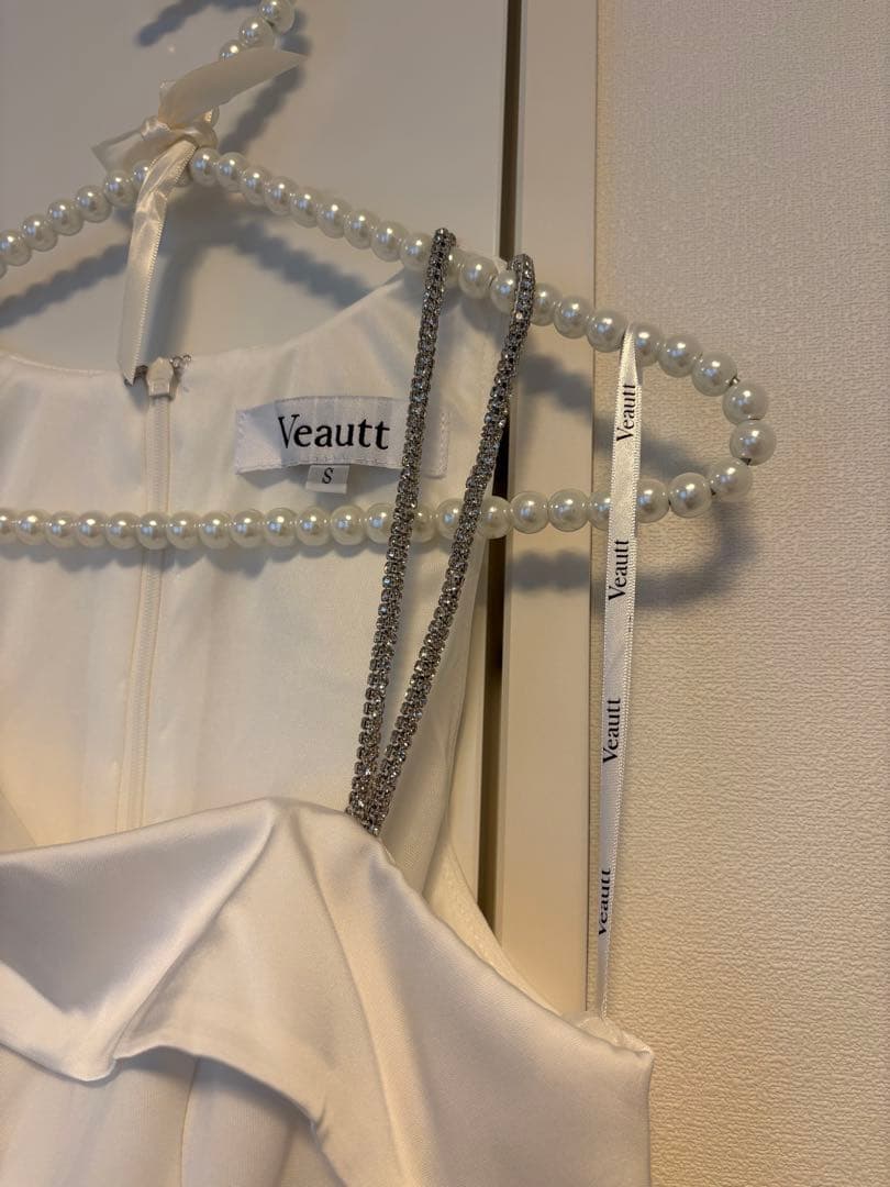 おかか Veautt ホワイト フリルドレス S