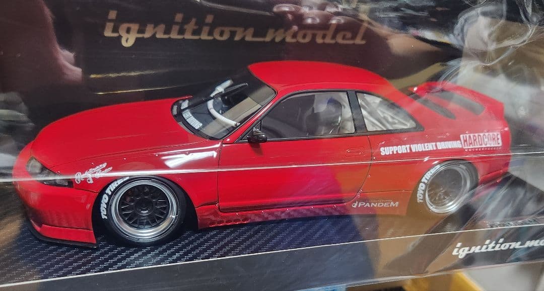 イグニッション PANDEM GT-R BCNR33 IG3028 1/18